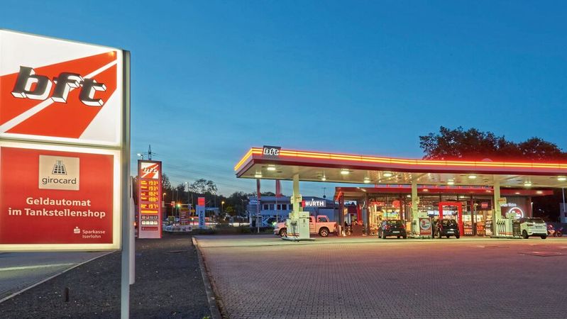 Der Bundesverband freier Tankstellen kritisiert vehement die 12-Uhr-Tankregel.(Bild:  Thomas Apel/bft)
