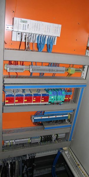 AlzChem-Anlage mit neuem ABB-Controller (Archiv: Vogel Business Media)