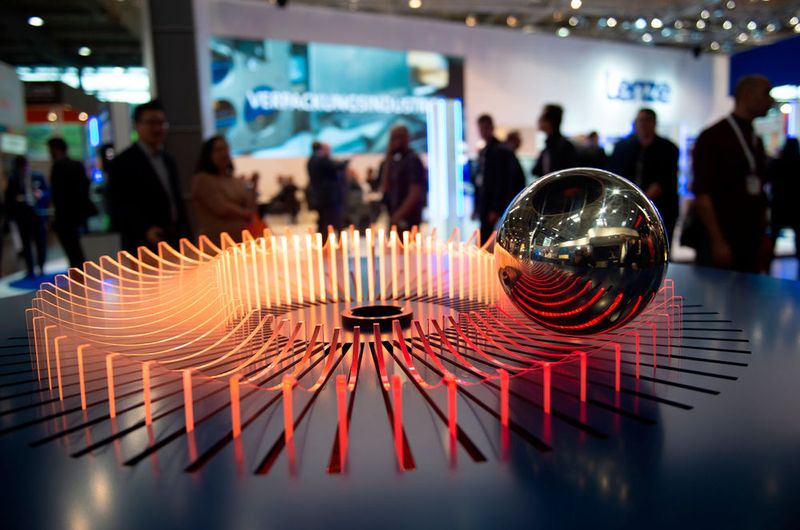 IAMD-Integrated Automation, Motion & Drives - Internationale Leitmesse für integrierte Automation, Industrial IT, Antriebs- und Fluidtechnik. Stand FAULHABER, Halle 15, Stand H29 (Bild: Deutsche Messe)