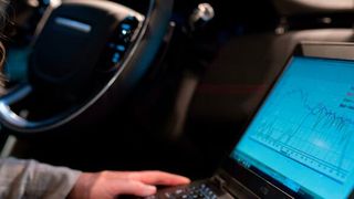 Auch wenn man dem Verkäufer und dessen Angaben prinzipiell vertraut, kann es für viele Autokäufer attraktiv sein, konkrete Vorhersagen zum Verschleiß datenbasiert zu erhalten. (Bild: gemeinfrei)