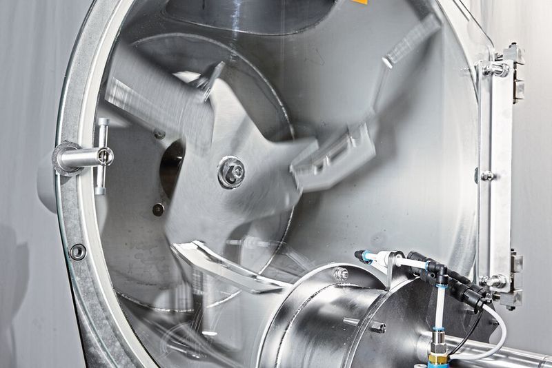 It’s Easy-to-clean-Design allows rapid colour changes. (Azo)