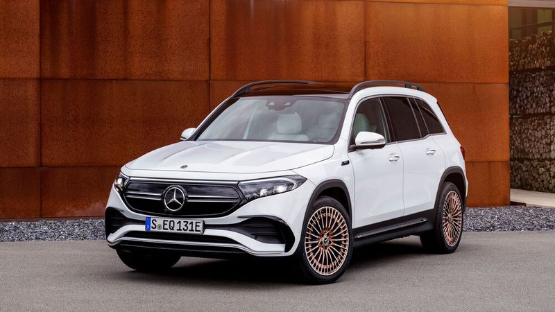 Nach dem Kompakt-Crossover GLA von Mercedes bekommt nun auch der etwas größere und viel geräumigere GLB einen elektrischen Ableger – den EQB. (Bild: Mercedes-Benz AG)