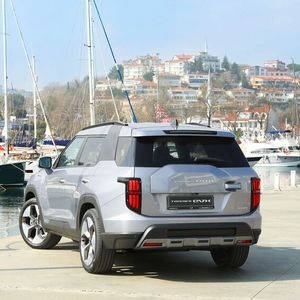 Für den Torres EVX liefert der chinesische Autobauer und Batteriespezialist BYD den gesamten elektrischen Antriebsstrang, samt E-Motor und Akku.  (Bild:  KGM)