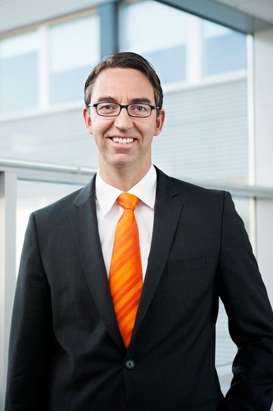 „Der chinesische Robotermarkt hat großes Potenzial. Wir haben bereits namhafte chinesische Unternehmen als Kunden gewonnen“, so Kuka-Vorstandschef Dr. Till Reuter. (Bild: Kuka)