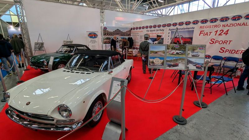 Natürlich vertreten  (Bild: Dominsky)