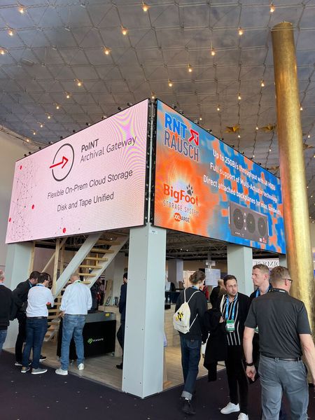 Viele Stände auf dem CloudFest erinnern an die CeBIT. (Bild: IT-BUSINESS)