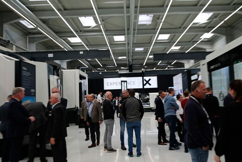 Rund 6000 Fachbesucher erwarten die Verantwortlichen bei DMG Mori zum 30-jährigen Jubiläum ihrer Hausausstellung.(Bild:  Maschinenmarkt)