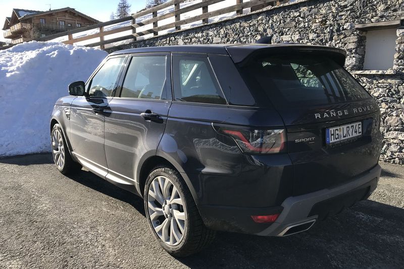 Kommen wir noch kurz auf das Bedienkonzept und die Fahreindrücke des Range Rover Sports zu sprechen. (Michel / »kfz-betrieb«)