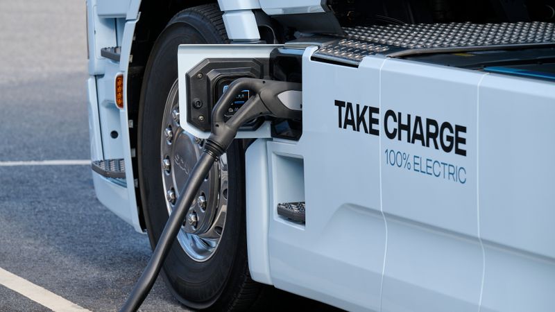 In China wächst die Anzahl von elektrischen  und hybriden LKW rasant.(Bild:  Daimler Truck)