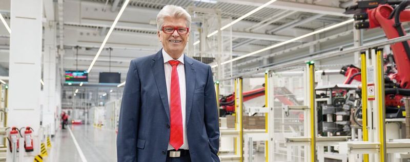 An seinem 80. Geburtstag ist Prof. Dr. Friedhelm Loh vor allem dankbar für die Möglichkeit, aus Unternehmertum, Verantwortung und Tatkraft ein Lebenswerk geschaffen zu haben, das weit in die Zukunft reicht.(Bild:  Friedhelm Loh Group)