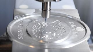 Gemeinsam mit Siemens hat W. A. Pfeiffer eine digitale Prozesskette implementiert, die für mehr Transparenz in seinen Bearbeitungsmaschinen sorgt. (Bild: Siemens)