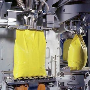 Filling spouts transfer the product into the bag, which is simultaneously formed and sealed in the packaging unit