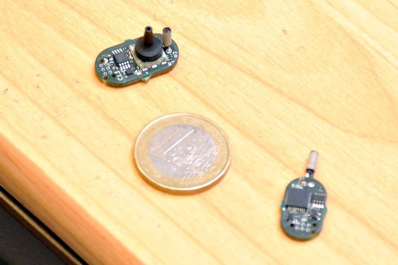 Winzig klein fallen die Hoots-eigenen Sensoren aus. So lassen sich diese unauffällig in alten Motorräumen integrieren. (Dominsky)