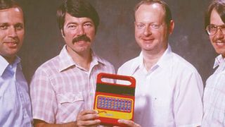 Das Speak & Spell Team von TI 1978: Gene Frantz, Richard Wiggins, Paul Breedlove, Larry Brantingham (v.l.n.r.) (Texas Instruments)