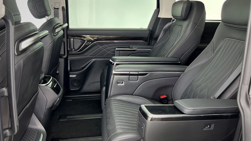 Die Liegesitze in Reihe zwei versprechen Komfort. (Bild: Maxus)