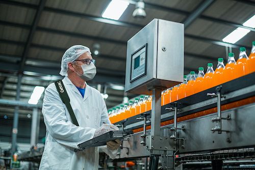 getac-f110-scenario-manufacturing-pr (Getac Technology GmbH)