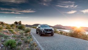 Der Peugeot E-2008 GT kommt doch nicht so weit wie gedacht: Die deutliche Abweichung der Reichweite von den Herstellerangaben ist laut LG Wuppertal ein erheblicher Sachmangel.  (Bild: Peugeot)