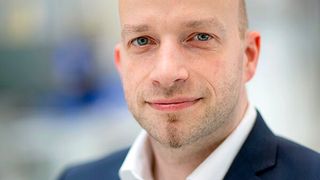 Der Autor: Prof. Dr. Marco Huber ist ordentlicher Professor an der Universität Stuttgart und Leiter der Abteilung Cyber Cognitive Intelligence (CCI), Fraunhofer IPA.  (Bild: Uli Regenscheit Fotografie)