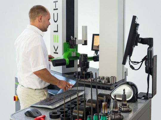 (Wie alle Voreinstellgeräte der Industrial und Premium Line von Kelch ist auch das Kenova set line V9-S in punkto Hardware und Software vollständig in Automatisierungsprozesse integrierbar. Bild: Kelch GmbH)