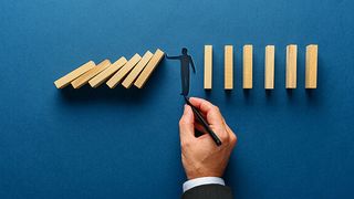 Wenn das Geld knapp wird, sind gebrauchte Lizenzen nicht nur etwas für Start-ups oder kleine Unternehmen; auch große Konzerne profitieren von der Ersparnis. (© Gajus - stock.adobe.com)