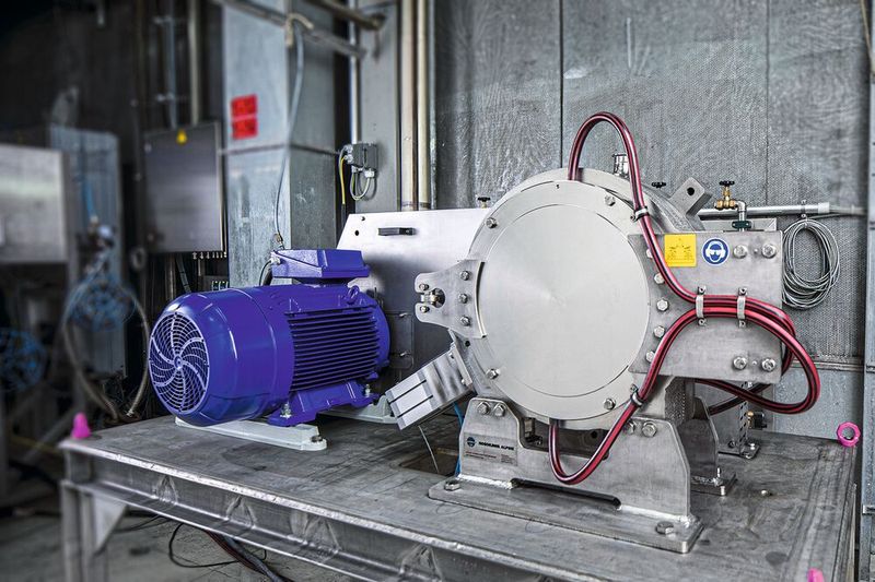 Mit dem Alpine Particle Rounder APR für Naturgraphit wird die Stampfdichte bei hohem Durchsatz erhöht. Dies sorgt für verbesserte Lebensdauer,  (Bild: Hosokawa Alpine)