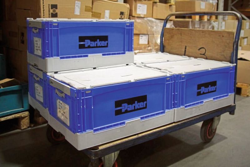 Die Klappbox EQ ist bei Parker Hannifin in den Montagebereichen sowie im kontinuierlichen Transitzyklus zwischen Parker und den Lieferanten im Einsatz und ersetzt hier die Kartonagen. (Bild: Bito)