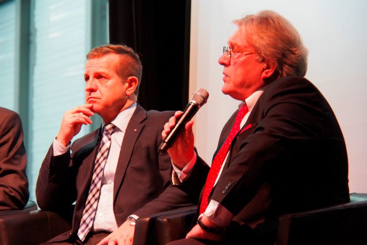 Dr.-Ing. Michael Millitzer (Zulieferernetzwerk „aAutomotive Thüringen e.V.) mahnte, dass die Autobranche nicht schnell genug auf den Wandel zur Elektromobilität reagieren kann. (Stephan Richter)