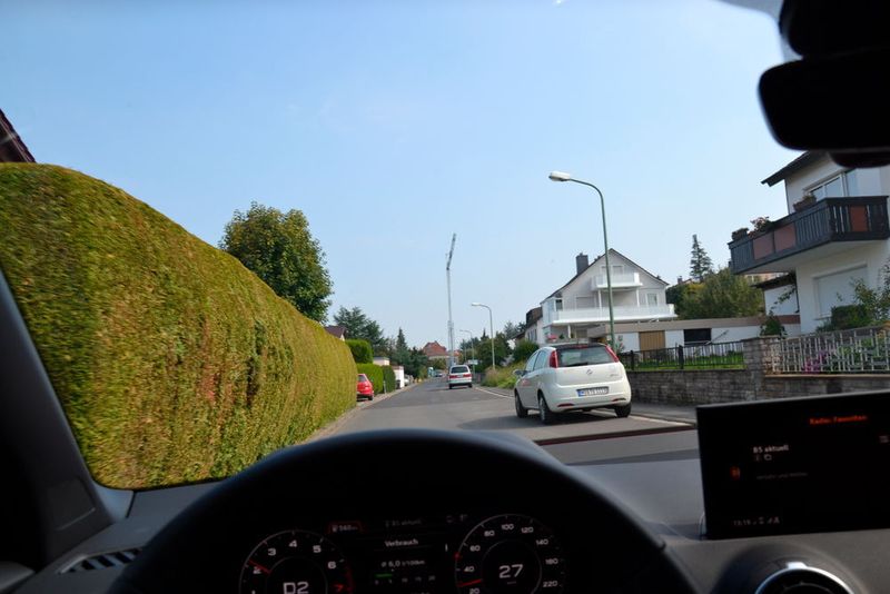 Am Zwischenziel noch ohne Navi angekommen, … (Michel/»kfz-betrieb«)