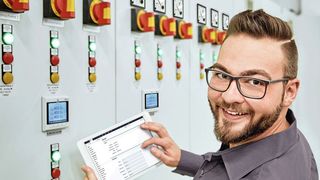 Energiemessgeräte: Moderne Messgeräte müssen leicht und intuitiv bedienbar sein. (Phoenix Contact)