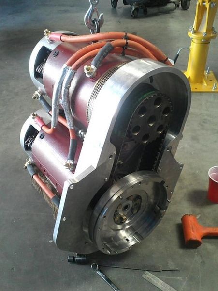 Angetrieben wird der EV1 von zwei Gleichstrommotoren NetGain Warp 9