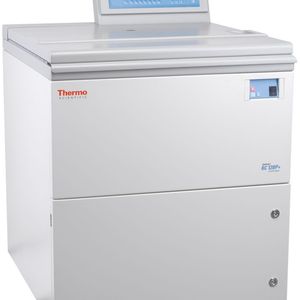 Die neue Zentrifuge Thermo Scientific Sorvall RC 12 BP Plus wurde insbesondere für hohe Durchsätze bei Blutbank- und Bioprocessing-Anwendungen entwickelt. 