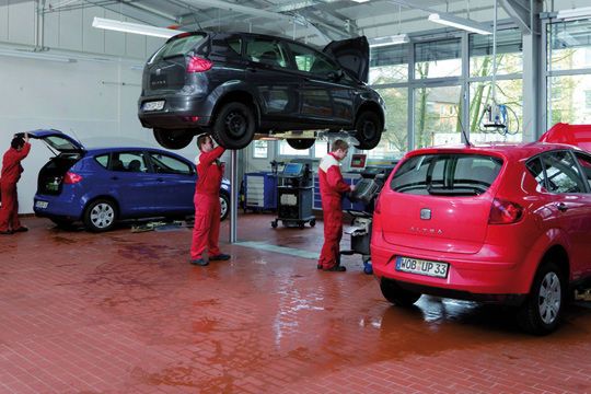 Auch für Seat gibt es im Autohaus Wolfsburg eine eigene Werkstatt. (Archiv: Vogel Business Media)