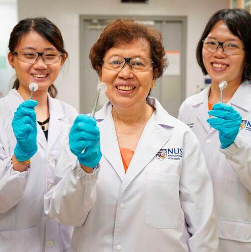 Researchers from NUS Department of Pharmacy - Ms Chua Qi Shan (left), Associate Professor Chan Sui Yung (centre), and Dr Tan Poh Leng (right) - showing samples of the oral films that they have developed for painless, efficient and discreet drug delivery. Researchers from NUS Department of Pharmacy - Ms Chua Qi Shan (left), Associate Professor Chan Sui Yung (centre), and Dr Tan Poh Leng (right) - showing samples of the oral films that they have developed for painless, efficient and discreet drug delivery.