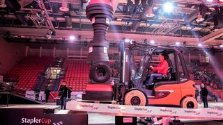 Der Staplercup 2022 wird am 28. bis 29. Oktober wieder international! Die Veranstalter benennen das Event übrigens von International Championship in Nationscup um. Außerdem gibt es einige Schwierigkeiten mehr zu meistern. Hier mehr dazu. (Bild: Staplercup)