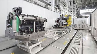 Tatra chose a Fastems FPC3000 system as the automation solution, which initially contains twelve pallet spaces, and in a later stage 18 pallet spaces and a linear conveyor. (Image:Starrag/Ralf Baumgarten)