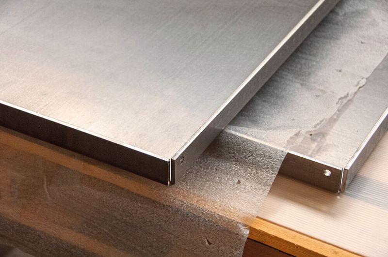 Die Positioniergenauigkeit der MAK 4 Evolution UD über alle Achsen von 0,1 mm beziehungsweise 0,1° liefert hochpräzise Ergebnisse (Bild: Schröder)