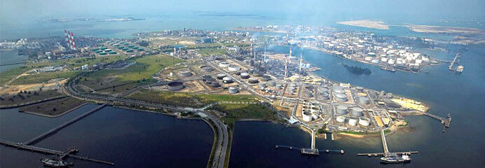 Jurong Island — an integrated complex housing many energy and chemical companies (Picture: Singapore Economic Development Board)
