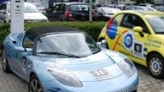 Das Service Center des TÜV Süd in München beherbergte das Fahrerlager der E-Miglia. (Archiv: Vogel Business Media)