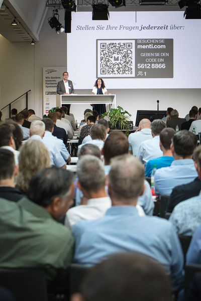 Steckverbinderkongress 2023 Tag 2: Kongress mit Trendthemen von PCF über DC-Steckverbinder, Hybridsteckverbinder, Qualifizierung, Single Pair Ethernet, Hands-on Workshops bis zu 3D-Druck und Konfektionierung. (Bild: Stefan Bausewein)