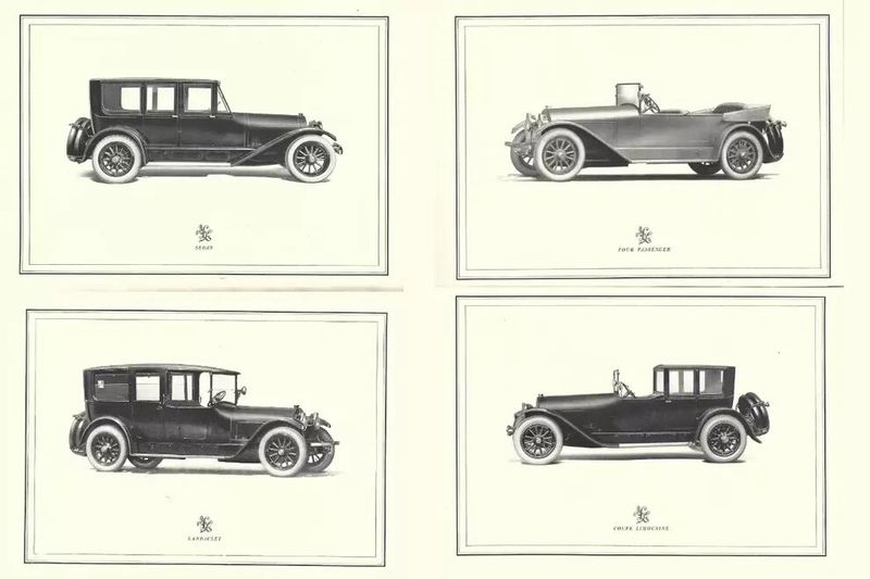 Für ihre zahlungskräftige Kundschaft bot die Locomobile Company of America außergewöhnlich reichhaltiges Portfolio an Karosserieformen. Die meisten Entwürfe stammen aus Locomobiles eigener Fachabteilung für Sonderkarosserien („Custom Body Department“) unter der Leitung des ehemaligen Kellner-Designers J. Frank de Causse.  (Bild: Privatarchiv Frank Jung )