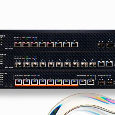 Beim XS1935-12HP versorgen acht RJ45-Ports Endgeräte per PoE++. Das gesamte Leistungsbudget liegt laut Zyxel bei 400 Watt. (Bild: Zyxel)