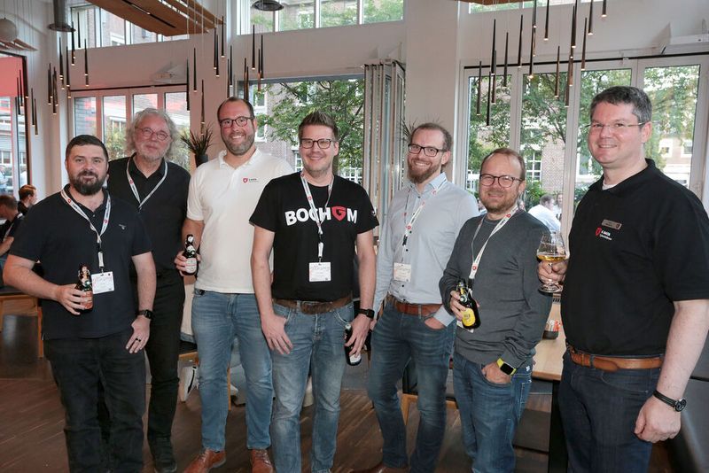 Dirk Hölzer (HTH GmbH), Oliver Schmidt (Logiway), Tobias Göbel, Sascha Levölger,  Hanno Lemoine (G Data), Denis Vollmer (Conciso), Mirko Radojicic (G Data). (Bild: G Data CyberDefense)