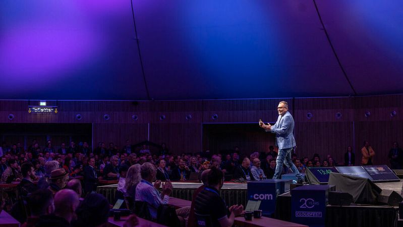 Auch in diesem Jahr wird es auf dem Cloudfest volle Hallen geben.(Bild:  by Rene Lamb Fotodesign)