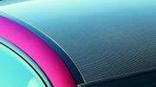 Kohlefaserverstärkter Kunststoff ist extrem leicht und stabil. Er findet zum Beispiel als Dach des BMW M3 Verwendung.  (Foto: BMW)