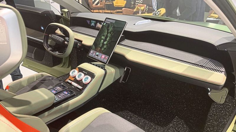 Über den Innenraum des Siebensitzers ist noch wenig bekannt – außer dass er geräumig und praktisch ist. Dieses Foto zeigt die Studie Vision 7S. (Bild: Grimm – VCG)