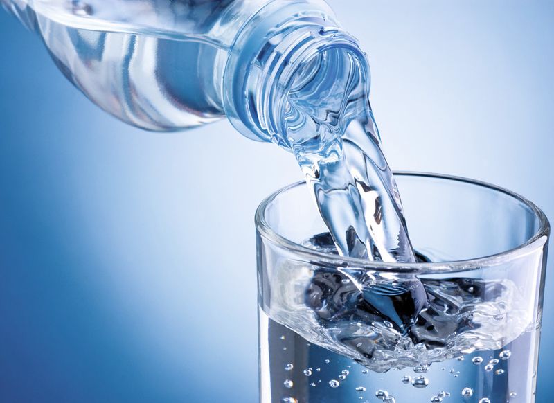 Unverzichtbares Lebensmittel: Was für uns Menschen das Wasser ist, ist für Unternehmen das Geld. Ohne Geld geht nichts. (Bild: Hyrma - Fotolia.com)