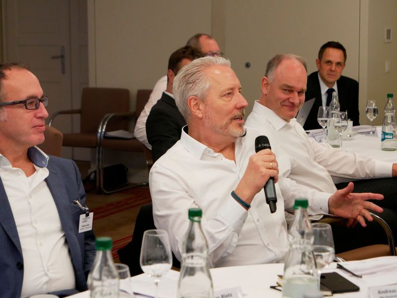 Andreas Landwehr (Regionalbüroleiter Ostasien, dpa) war extra für seine Keynote aus Peking angereist. (Vogel IT-Medien GmbH)