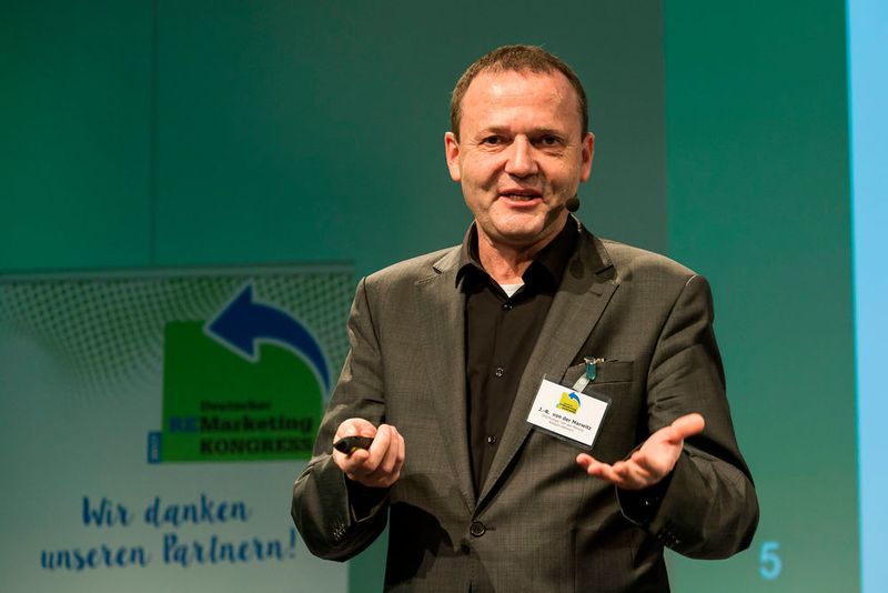 Jörg-Rüdiger von der Marwitz, Strategy Consultant im Automobilhandel, ist überzeugt davon, dass die Entlohnung der Verkäufer nicht mehr zu ihren Aufgaben passt. Er hält eine prämienorientierte Entlohnung für sinnvoller. (Stefan Bausewein)