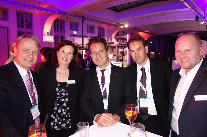 Barbara Koch, Tech Data hat diese Männer im Griff (v. l.) Marc Fischer, HP, Robert Laurim, Dell, Bernhard Fauser, Lenovo und Manfred Cordes, Tech Data (Bild: IT-BUSINESS)