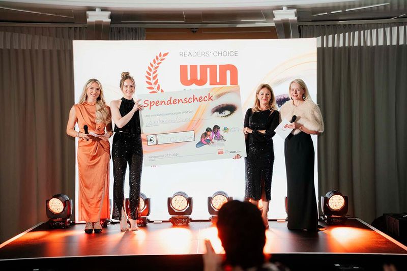 Grund zur Freude gab es allemal: Sage und Schreibe über 2.000€ wurden den Tag über an Spendenerlöse gesammelt, welche der Hilfsorganisation »Childsright« in Indien zugutekommen. (Bild: Manuel Emme)